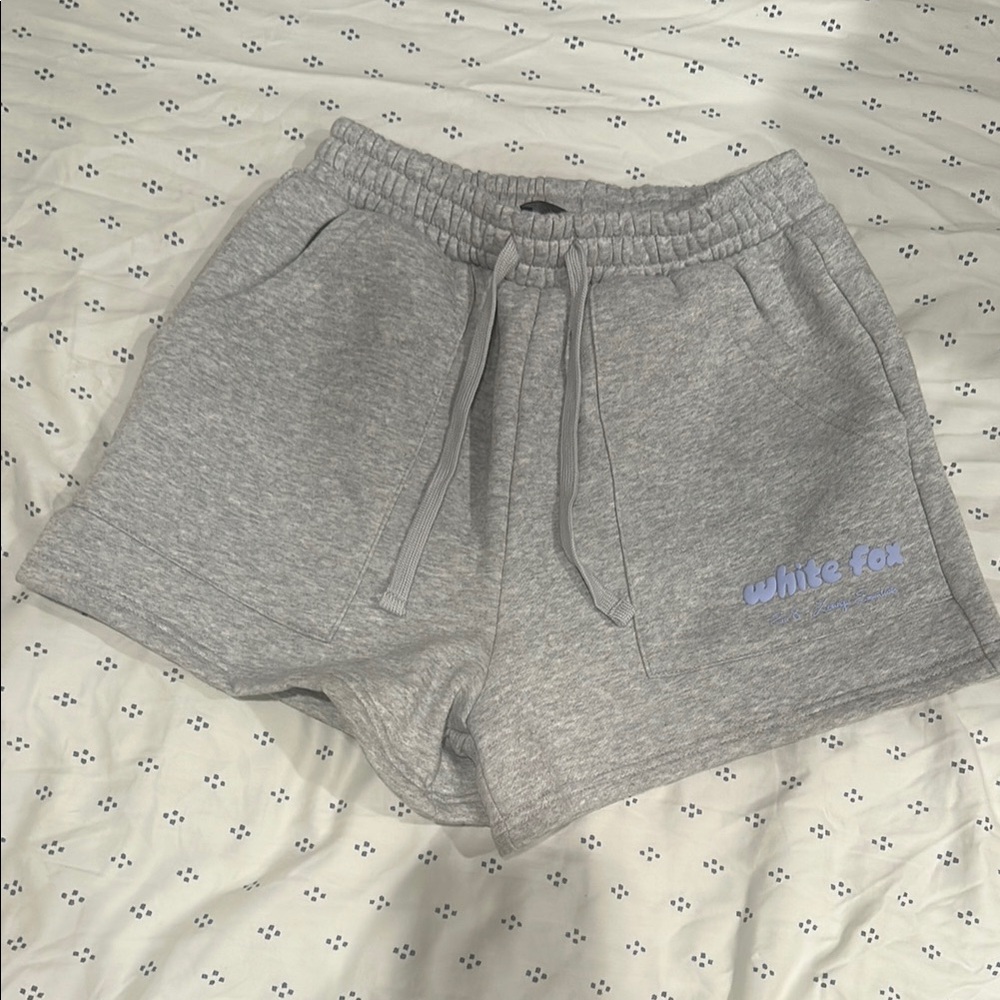 white fox era 8 lounge shorts